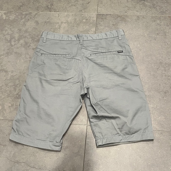 Volcom Gray Shorts - Picture 5 of 7